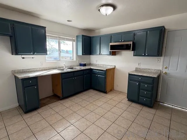 23930 Elsinore Lane, Menifee, California 92587 home-pic-15