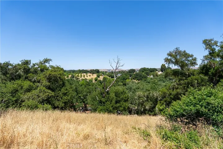 Discover the perfect blend of natural beauty and build-ready convenience with this stunning property.