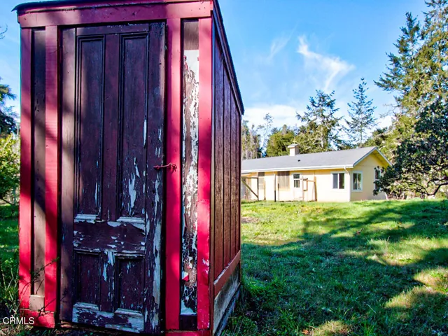 Garden shed