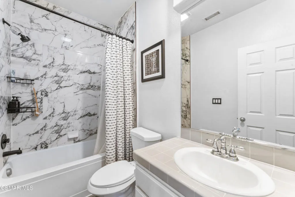 28046 Serra Lane, Valencia, California 91355 home-pic-20