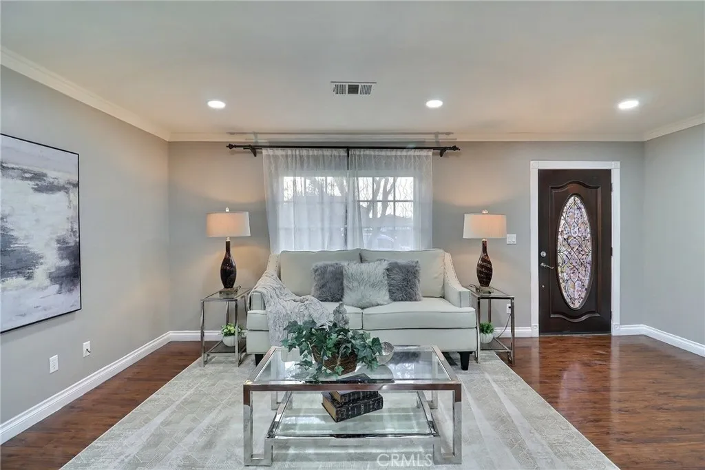 4720 Elrovia, El Monte, California 91732 home-pic-6