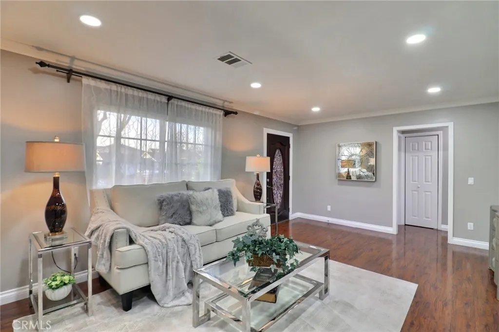 4720 Elrovia, El Monte, California 91732 home-pic-4