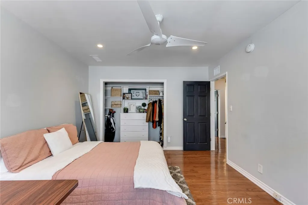 14238 Dickens Street 3, Sherman Oaks, California 91423 home-pic-16