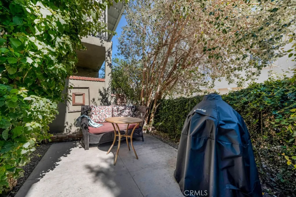 14238 Dickens Street 3, Sherman Oaks, California 91423 home-pic-20