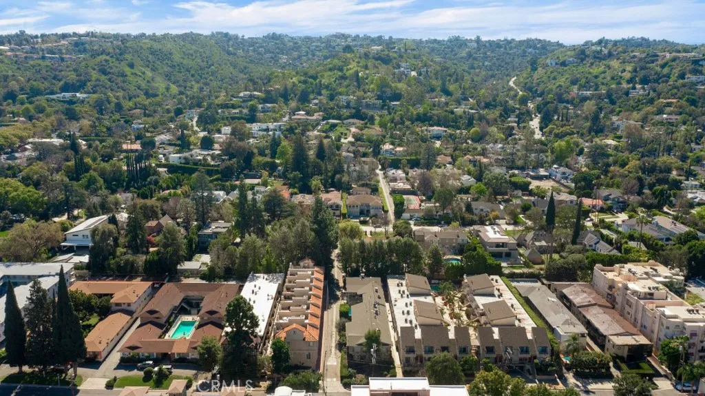 14238 Dickens Street 3, Sherman Oaks, California 91423 home-pic-26