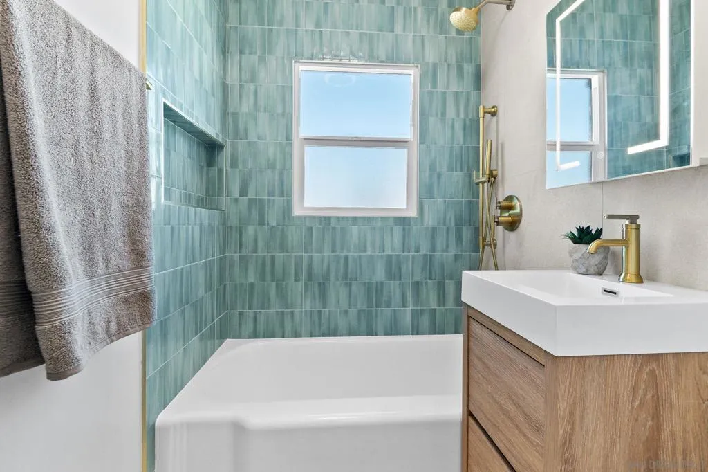 430 G Avenue, Coronado, California 92118 home-pic-12