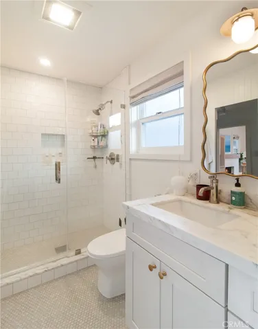 389 Park, Laguna Beach, California 92651