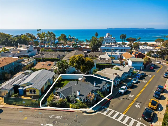 389 Park, Laguna Beach, California 92651