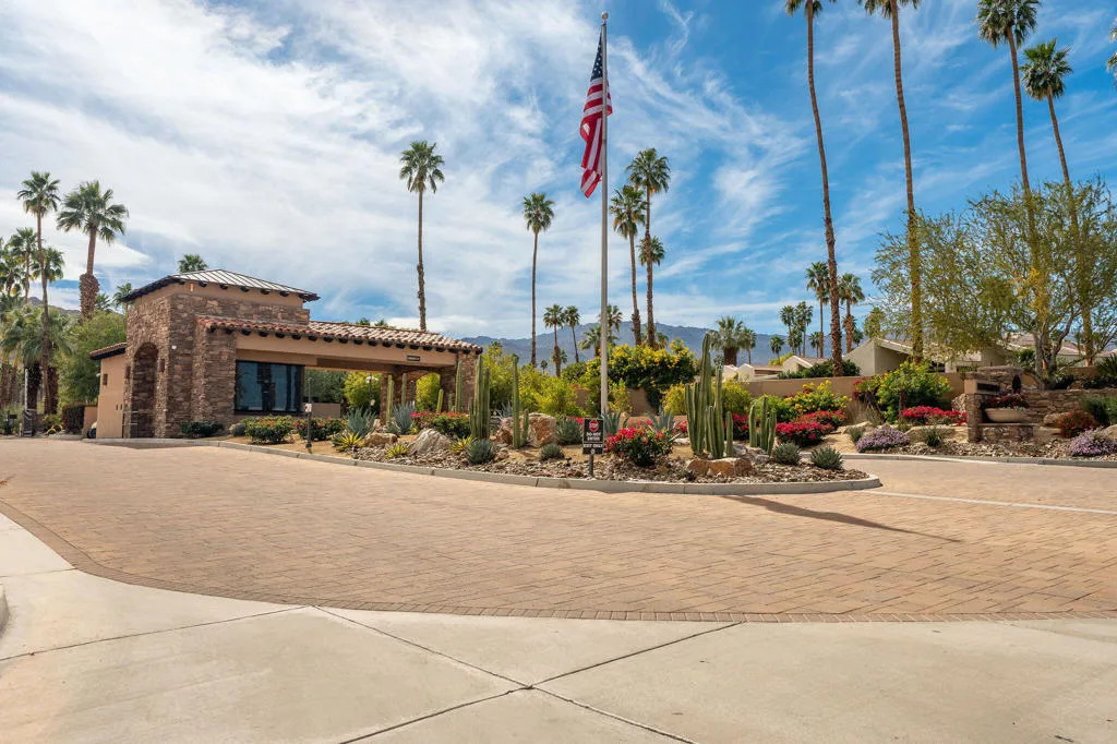 48910 Noline Place, Palm Desert, California 92260 home-pic-54