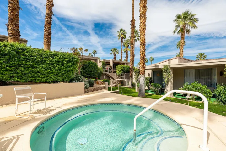 48910NolinePlace-61