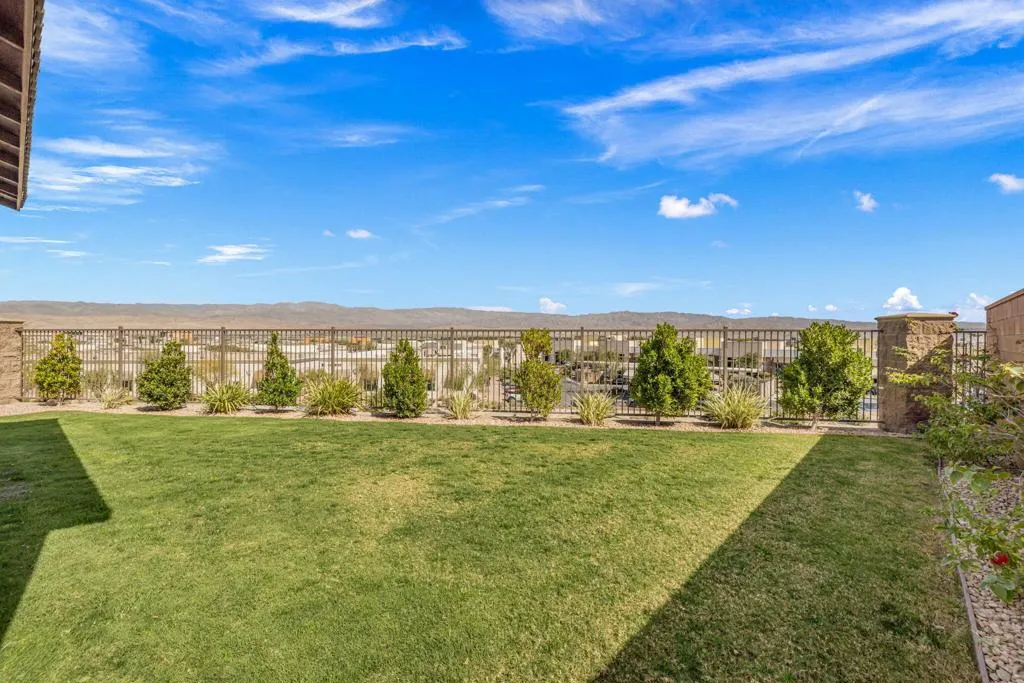 41462 Harvey Mudd Drive, Palm Desert, California 92211 home-pic-44