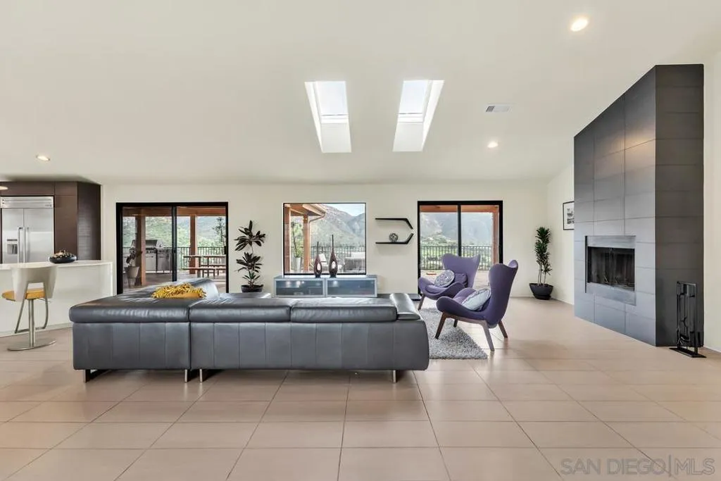15003 Driftwood Creek Rd, El Cajon, California 92021 home-pic-16