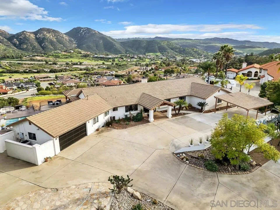 15003 Driftwood Creek Rd, El Cajon, California 92021 home-pic-6