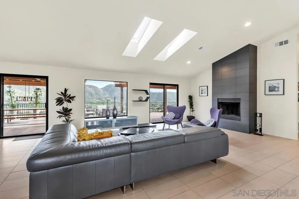 15003 Driftwood Creek Rd, El Cajon, California 92021 home-pic-17