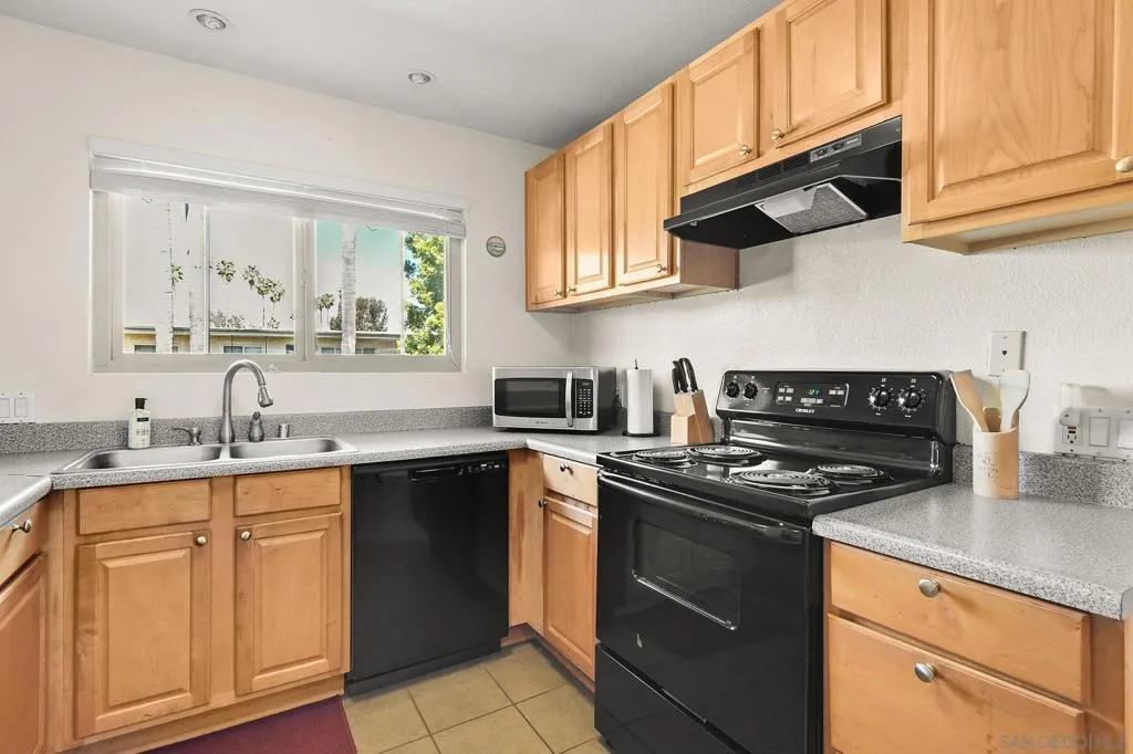 403 Emerald Ave Apt 8, El Cajon, California 92020 home-pic-14