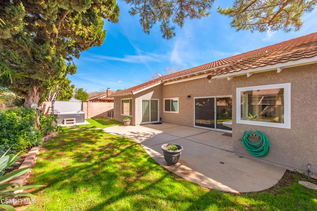 2249 St Clair Avenue, Simi Valley, California 93063 home-pic-26