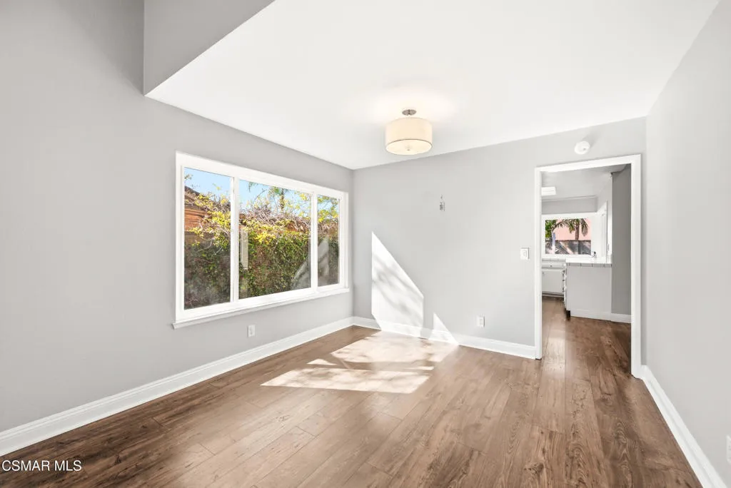 2249 St Clair Avenue, Simi Valley, California 93063 home-pic-15