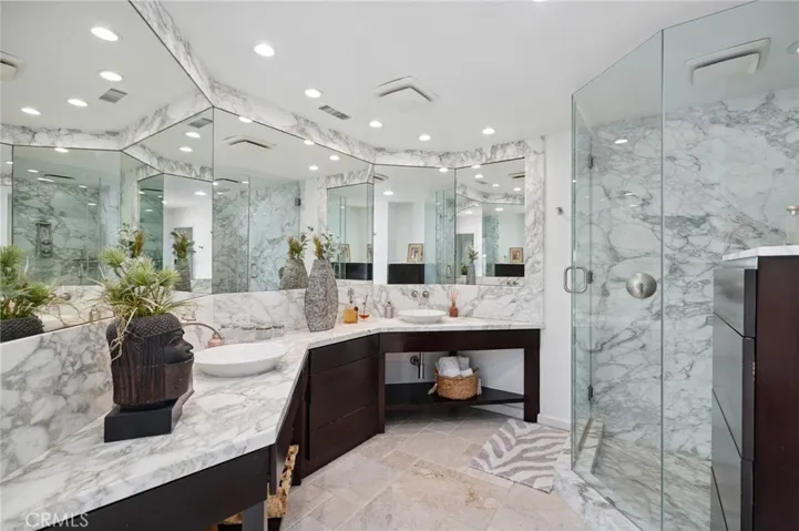 Spa Quality Primary Bath