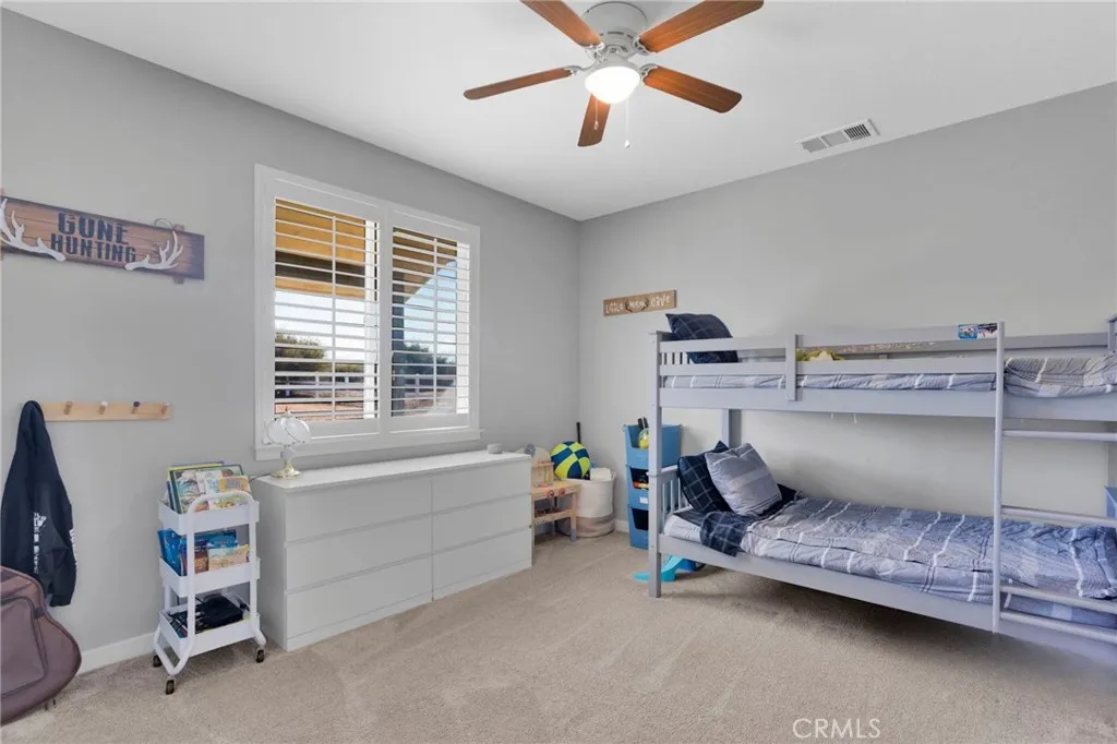 9177 Taylor Way, Phelan, California 92371 home-pic-16