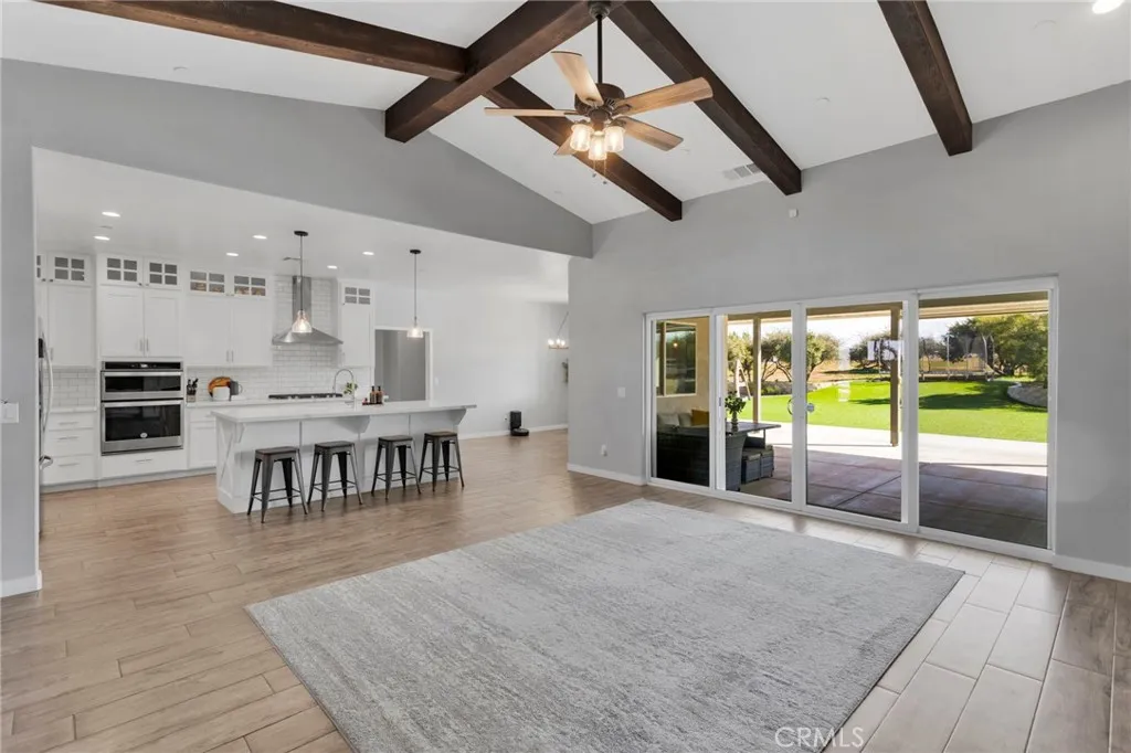 9177 Taylor Way, Phelan, California 92371 home-pic-5
