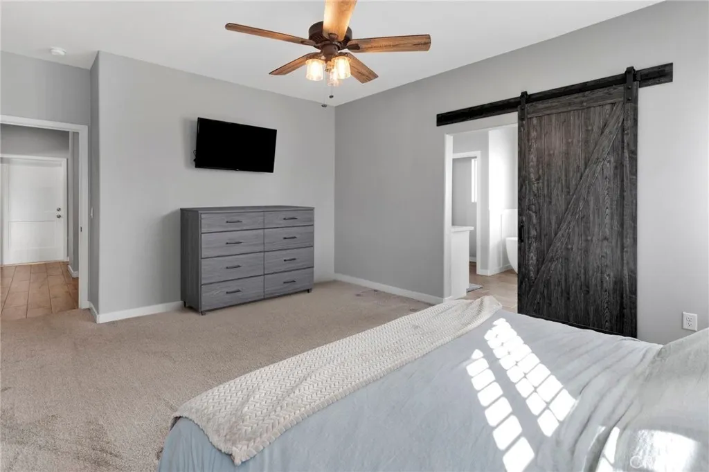 9177 Taylor Way, Phelan, California 92371 home-pic-22