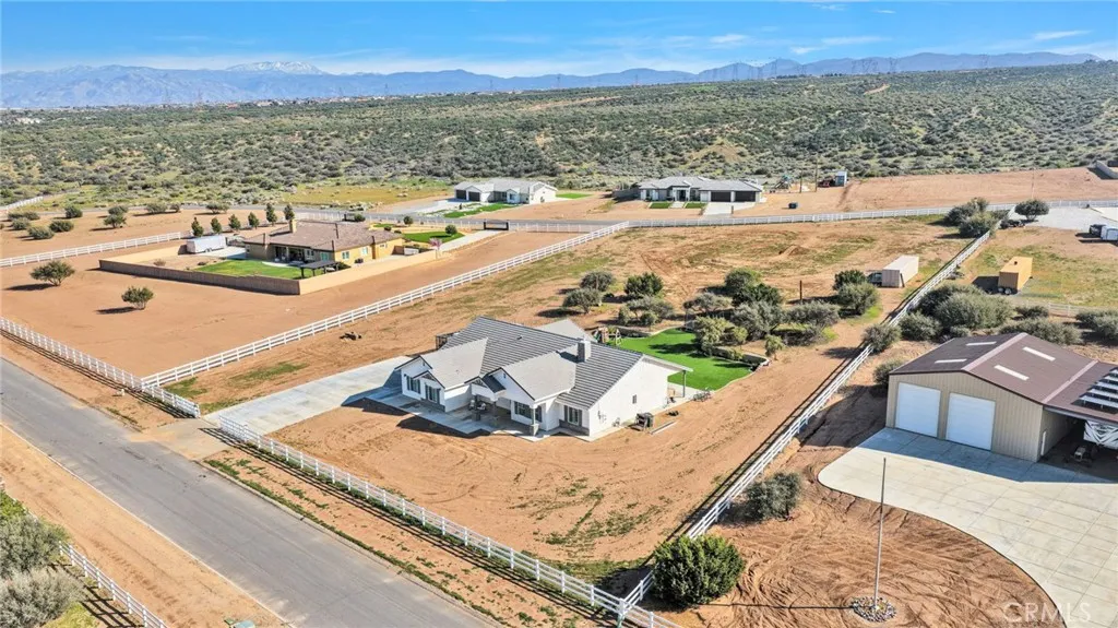 9177 Taylor Way, Phelan, California 92371 home-pic-39