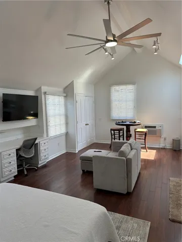 Third bedroom suite
