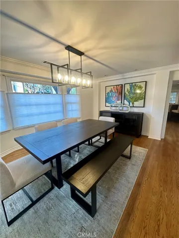 Dining room adjacent to kitchen