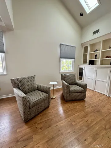 Primary suite sitting room