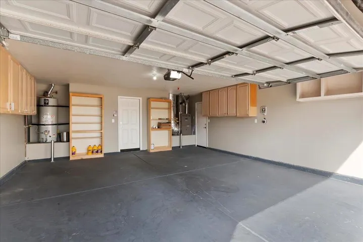 Garage with Built Ins