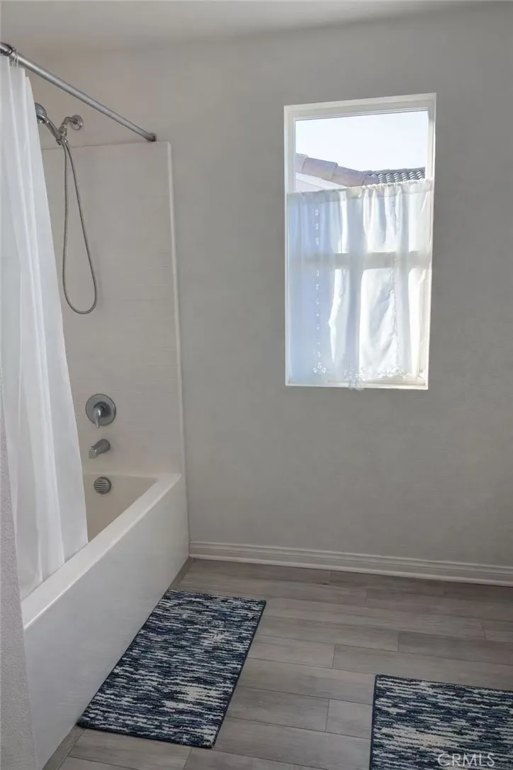 7155 Citrus Ave, Fontana, California 92336 home-pic-7