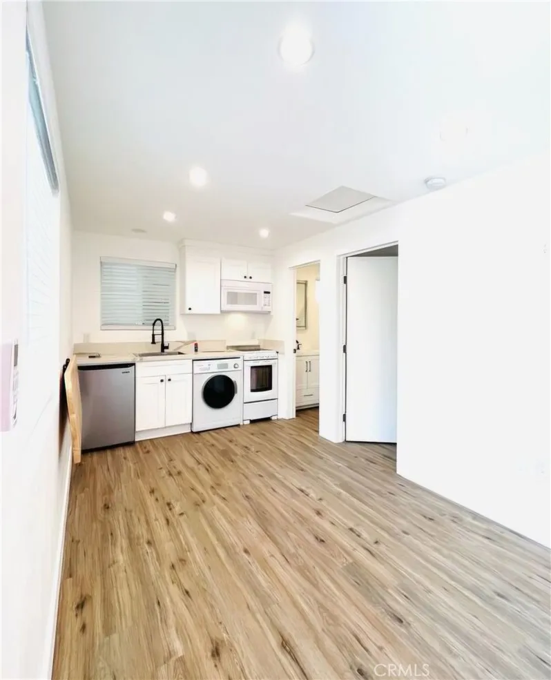328 W California, Glendale, California 91203 home-pic-22