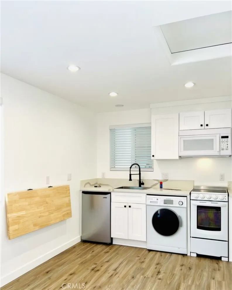 328 W California, Glendale, California 91203 home-pic-23