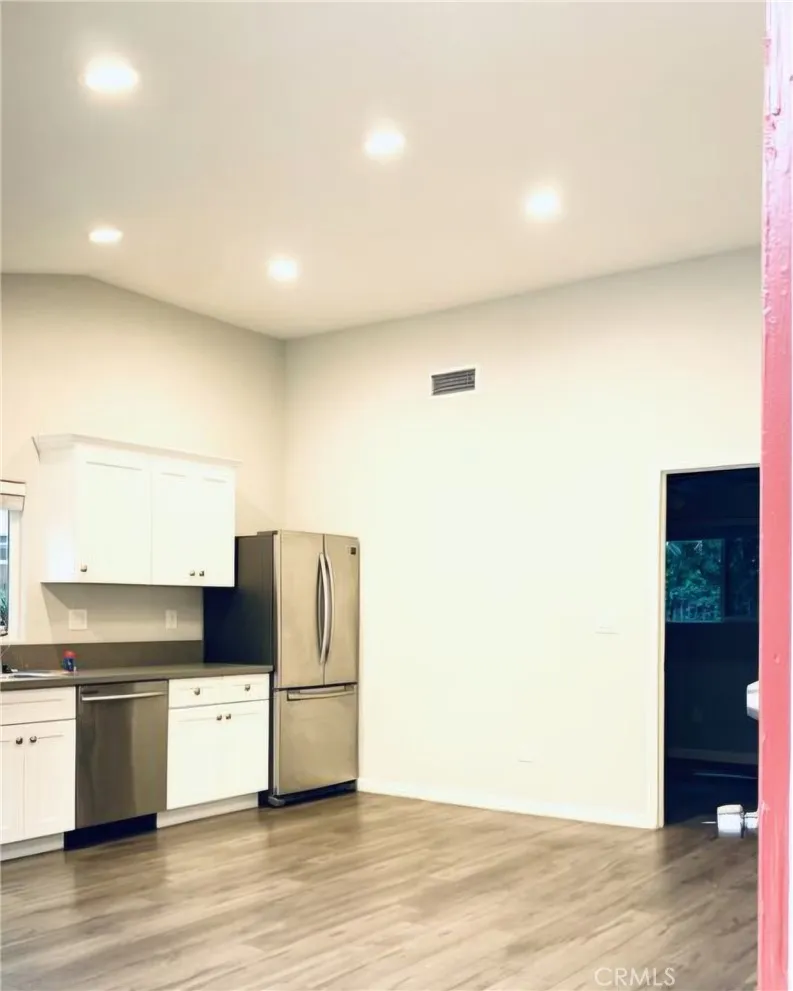 328 W California, Glendale, California 91203 home-pic-7