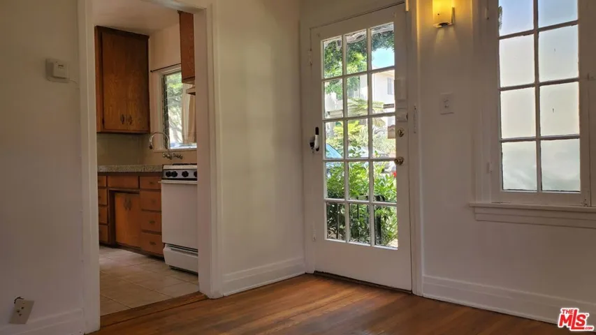 Front​​‌​​​​‌​​‌‌​​‌​​​‌‌​​​‌​​‌‌​​‌‌​​‌‌​​​​ door