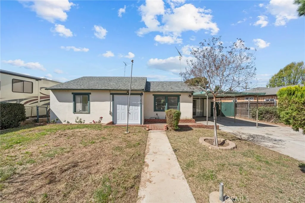 856 Via Bernardo, Corona, California 92882 home-pic-3