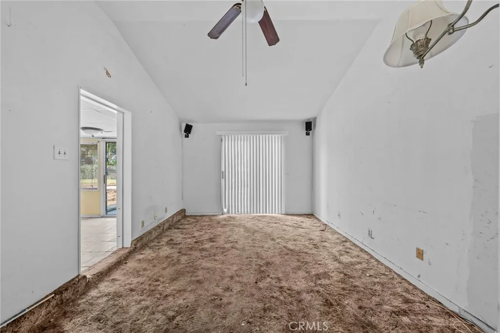 856 Via Bernardo, Corona, California 92882 home-pic-17
