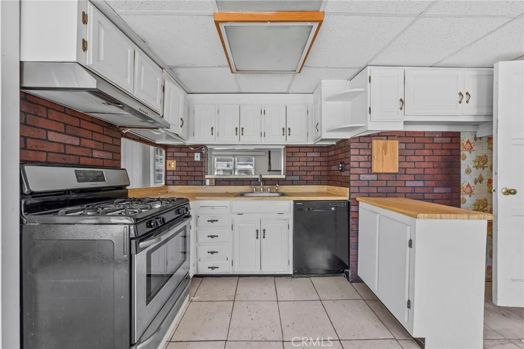 856 Via Bernardo, Corona, California 92882 home-pic-12