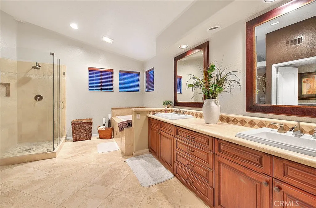 2750 Hidden Hills, Corona, California 92882 home-pic-43