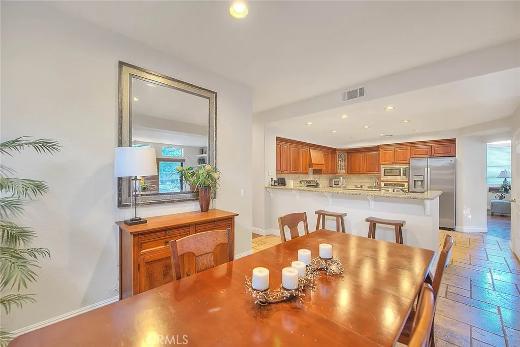 2750 Hidden Hills, Corona, California 92882 home-pic-25