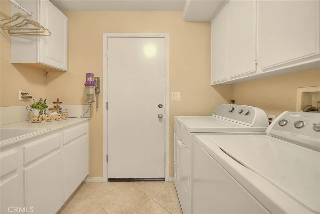 2750 Hidden Hills, Corona, California 92882 home-pic-55
