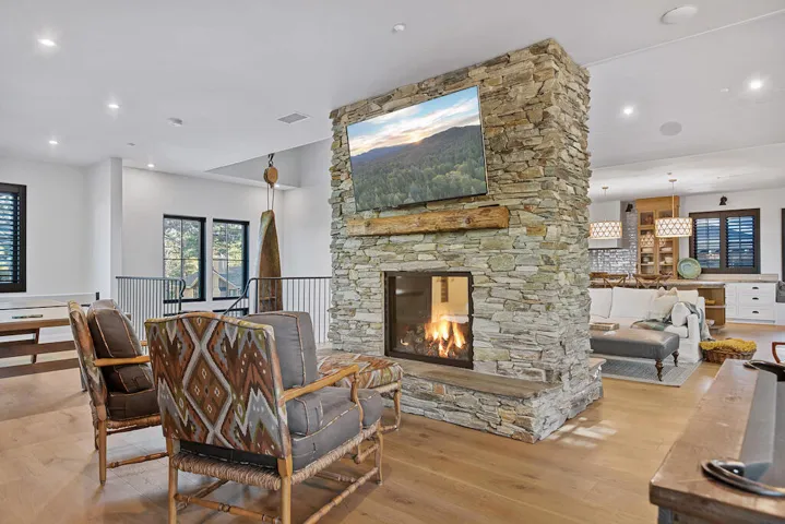 Family room 2