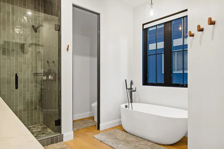 1st Primary bathroom 1