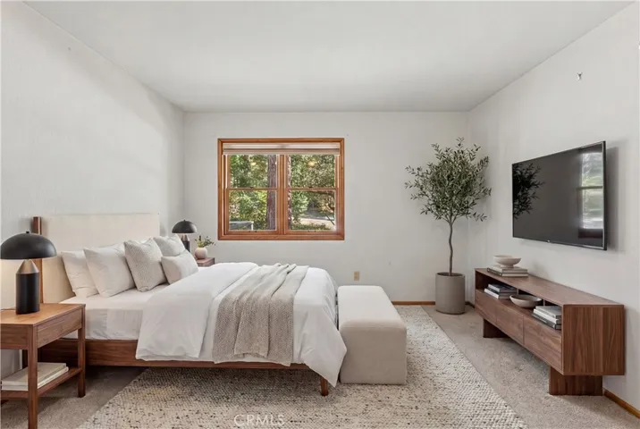 This photo has been virtually staged