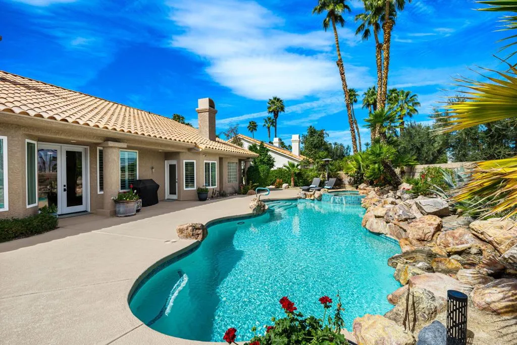 374 Links Drive, Palm Desert, California 92211 home-pic-33