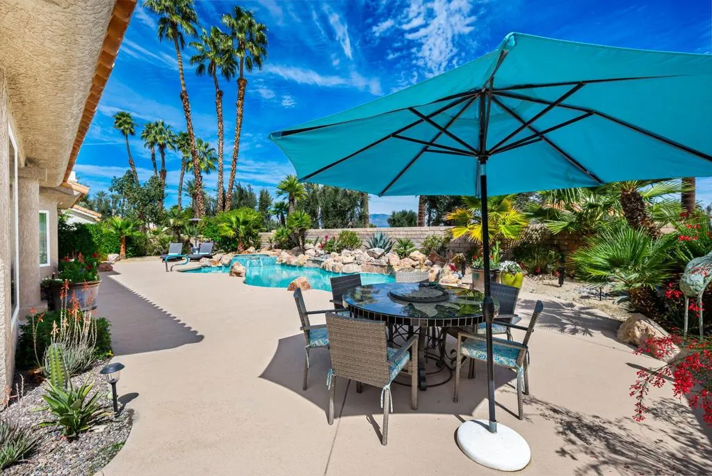 374 Links Drive, Palm Desert, California 92211 home-pic-32