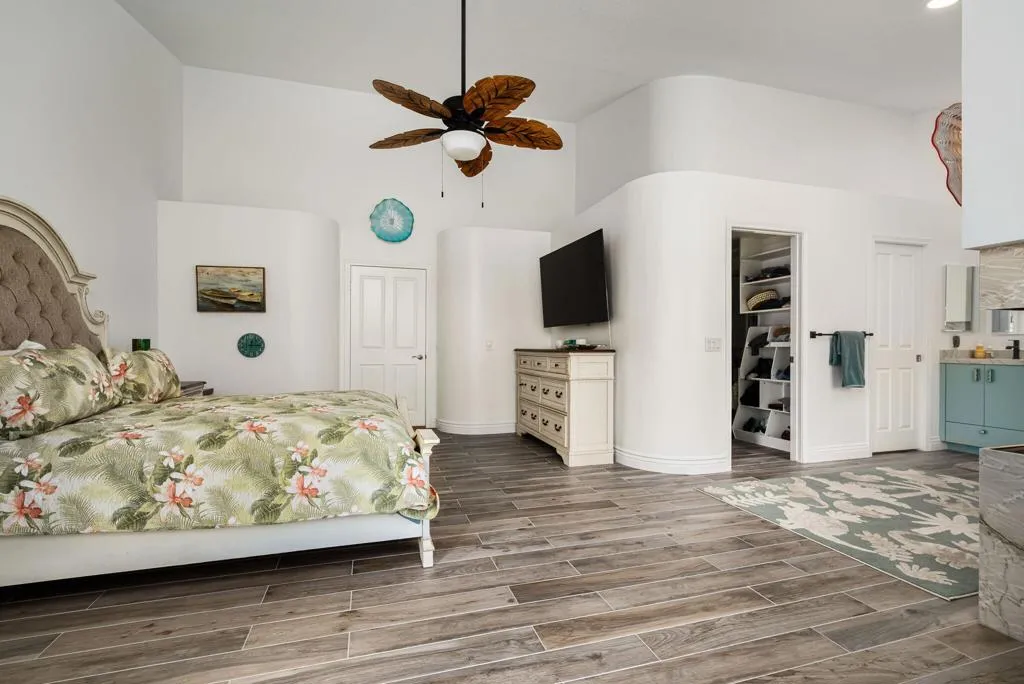 374 Links Drive, Palm Desert, California 92211 home-pic-39