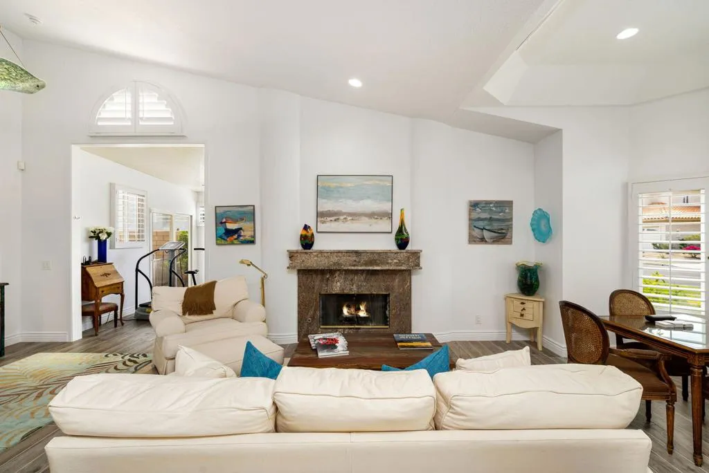 374 Links Drive, Palm Desert, California 92211 home-pic-7