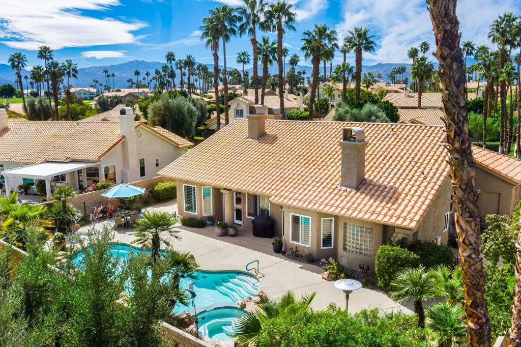 374 Links Drive, Palm Desert, California 92211 home-pic-15