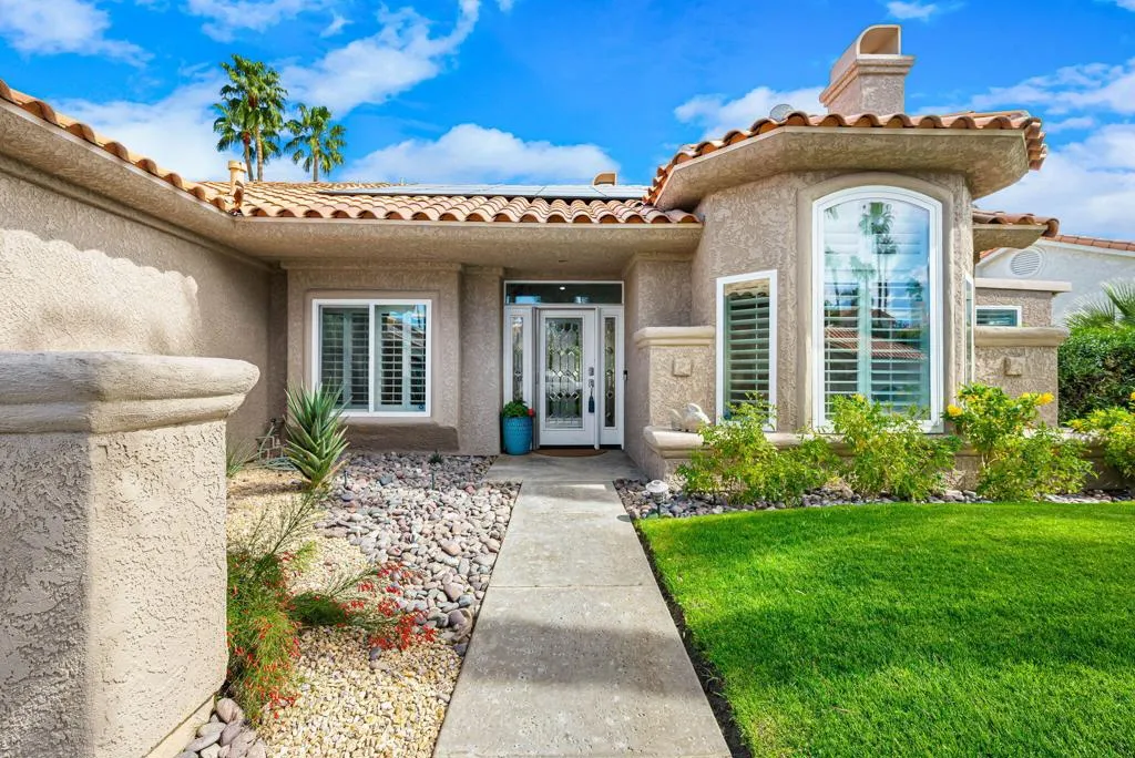 374 Links Drive, Palm Desert, California 92211 home-pic-5